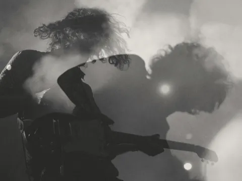 Nghệ sĩ "bậc trung" bất lợi nhất trong nền kinh tế streaming