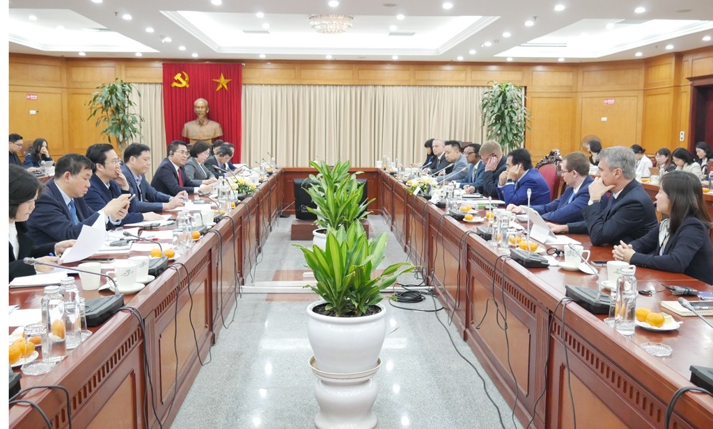 3-toan-canh-1676912217.jpg
