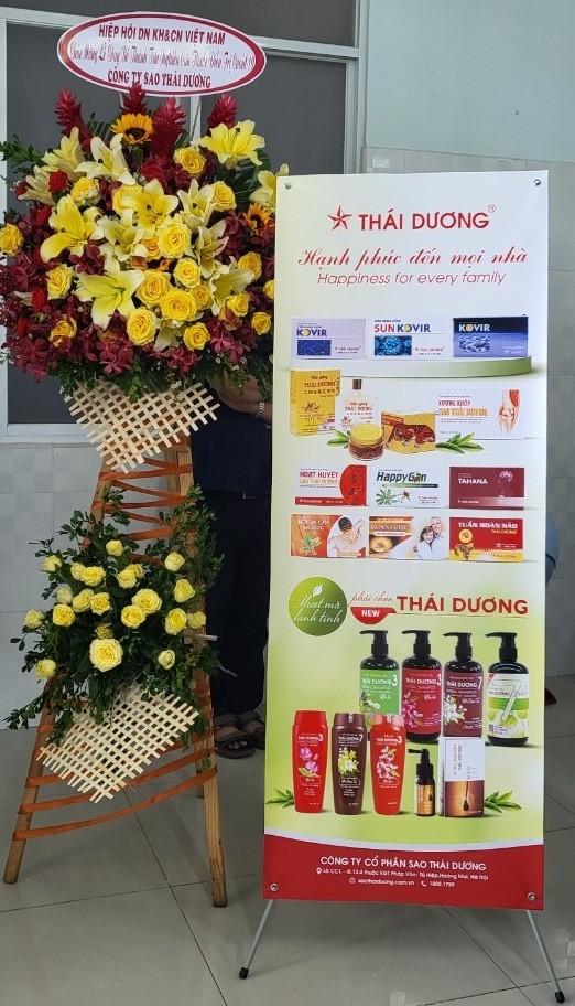 hinh-3-le-cong-bo-thuoc-suncovir-1-1682435753.jpg