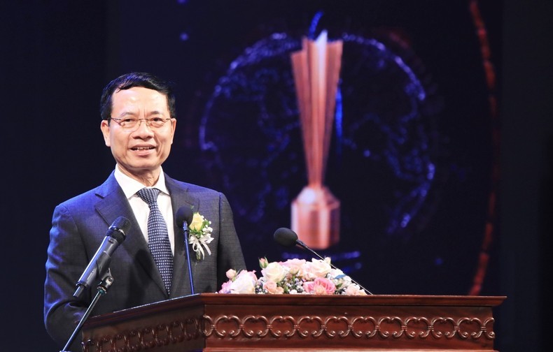 bo-truong-nguyen-manh-hung-1769-1683050901.jpg
