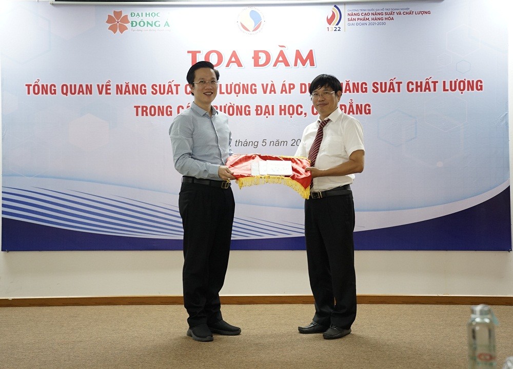 dai-hoc-dong-a-1683910904.jpg