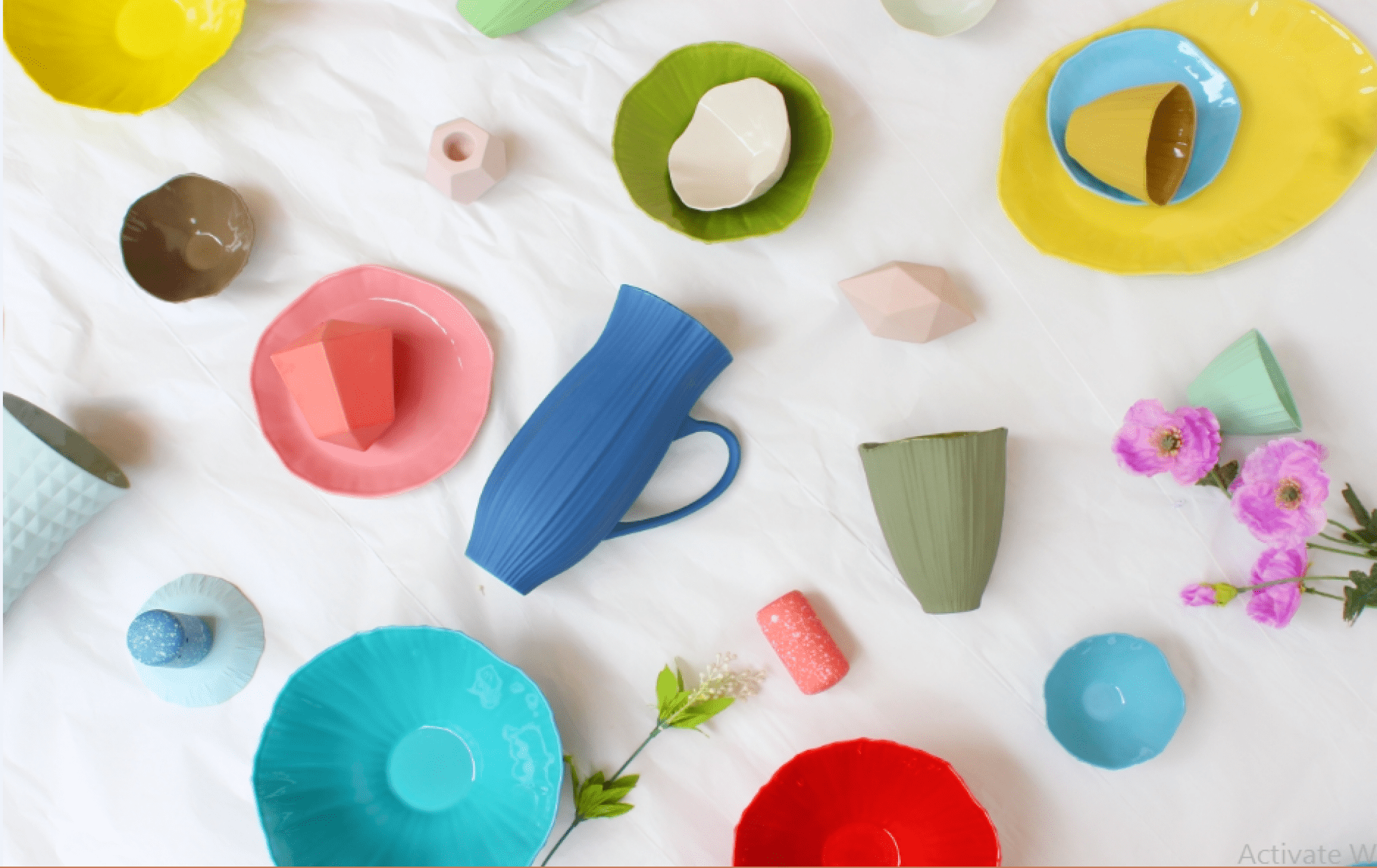 832135-1-playful-color-tableware-set-min-1684245418.png