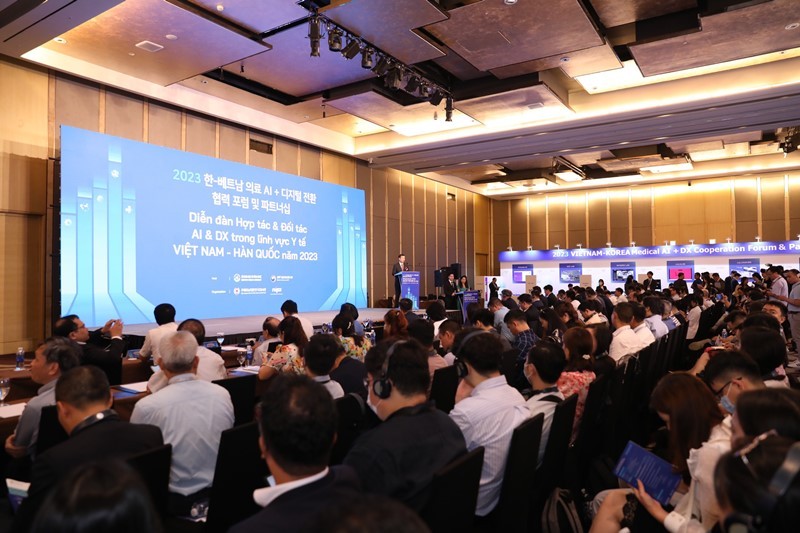 toan-anh-dien-dan-1686328414.jpg