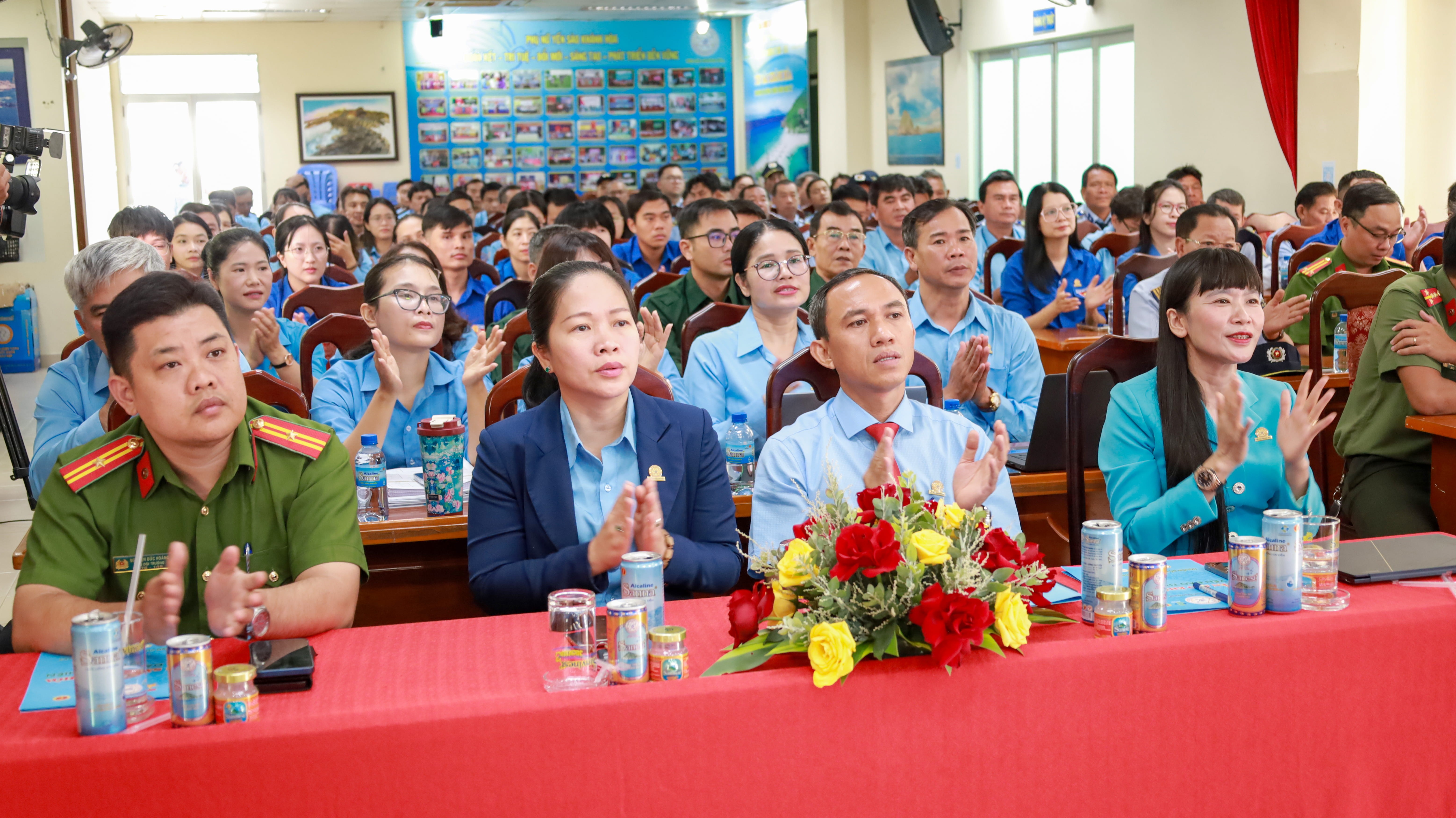 2-quang-canh-buoi-le-1-1790764087.jpg