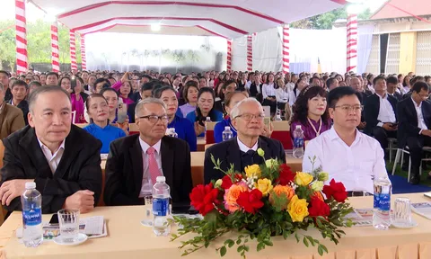 Lễ kỷ niệm 65 năm Ngày thành lập Công ty CP Việt Trung Quảng Bình