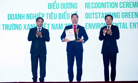 YẾN SÀO KHÁNH HÒA ĐƯỢC VINH DANH LÀ DOANH NGHIỆP TIÊU BIỂU VỀ NĂNG LƯỢNG MÔI TRƯỜNG XANH VIỆT NAM