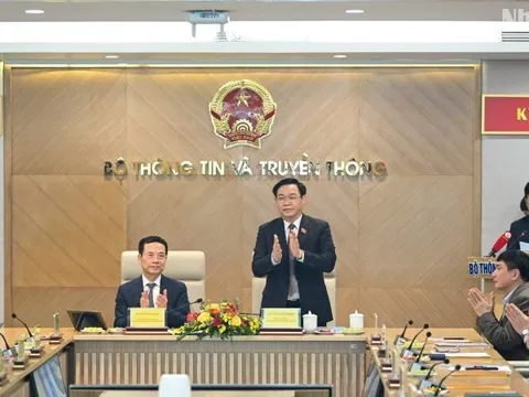 Giải quyết thách thức phát triển qua chuyển đổi số và đổi mới sáng tạo