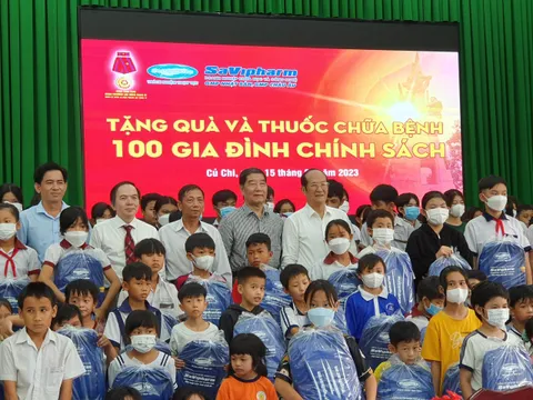 Tri ân đất thép thành đồng