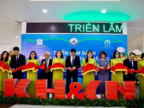 Khai mạc Triển lãm Sách Khoa học và Công nghệ 2023