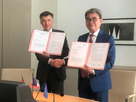 Đoàn công tác của Cục Sở hữu trí tuệ thăm và làm việc tại Pháp