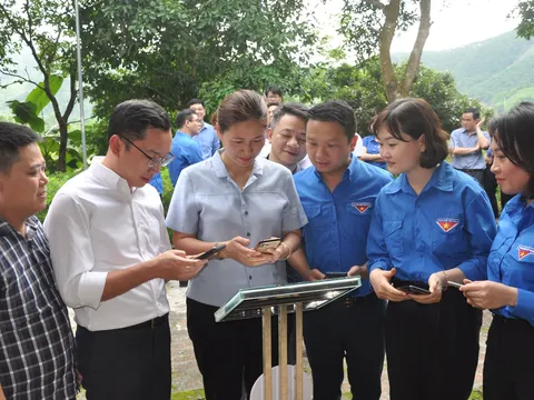 Chuyển đổi số để trung du và miền núi “đi sau”, nhưng “đuổi kịp, tiến cùng”