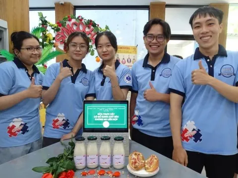 Sinh viên làm sữa thực vật từ bã đậu nành và hạt lựu