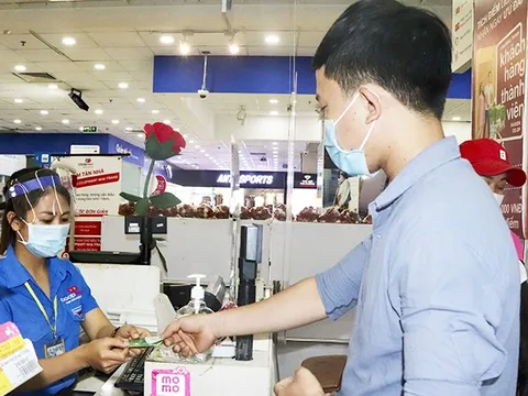 Đề xuất siêu thị, nhà hàng, nhà thuốc… phải có máy tính tiền kết nối với cơ quan thuế từ tháng 7/2022
