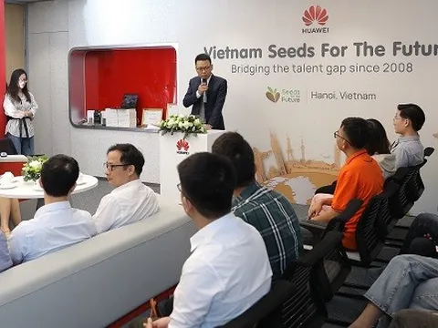 Chương trình “Hạt giống cho Tương lai” năm 2021 triển khai học trực tuyến cho 35 sinh viên