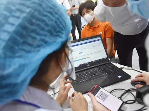 Thứ trưởng Nguyễn Huy Dũng: Không thể thiếu công nghệ nếu chúng ta muốn chống dịch hiệu quả