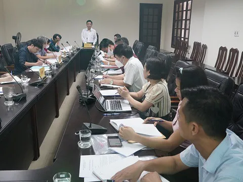 Nghiên cứu ứng dụng ozone và tia cực tím (UV) trong nuôi siêu thâm canh tôm thẻ chân trắng