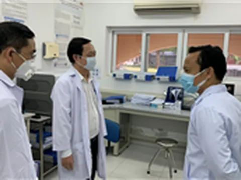 “Chống dịch phải có sự tham gia của các nhà khoa học”