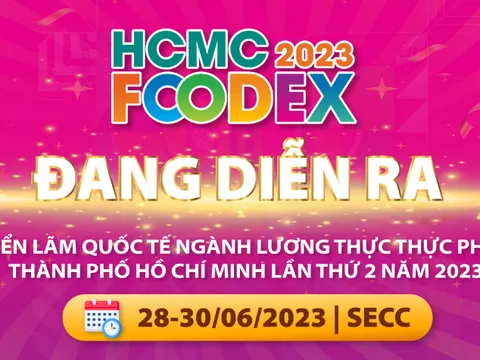 Hiệp hội DN KH&CN Việt Nam đến tham quan gian hàng của Công ty Cổ phần KHCN Tảo VN tại HCMC FOODEX 2023