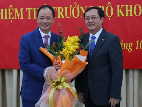 Trao quyết định bổ nhiệm Thứ trưởng Bộ Khoa học và Công nghệ