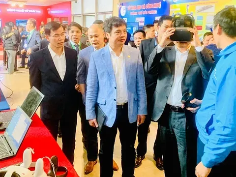 Sôi động diễn đàn Chuyển đổi số Hải Phòng 2023