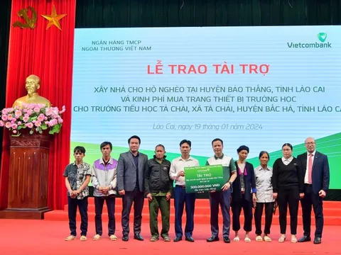 Vietcombank khánh thành nhiều ngôi nhà tặng người nghèo an cư đón Tết