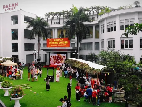 CÔNG TY CỔ PHẦN DẠ LAN