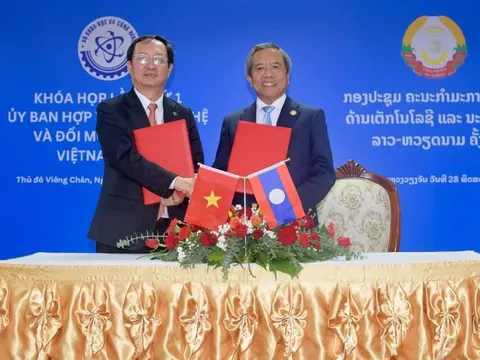 Việt Nam - Lào: Thúc đẩy hợp tác về công nghệ và đổi mới sáng tạo