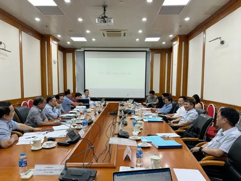 Đánh giá rủi ro nguồn nước theo tiếp cận kết hợp "từ trên xuống" và "từ dưới lên"