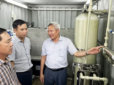 Đưa công nghệ lọc nước nhiễm phèn, mặn về miền Tây