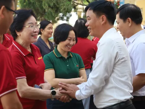 | VINASEED | Ấm lòng người dân vùng lũ