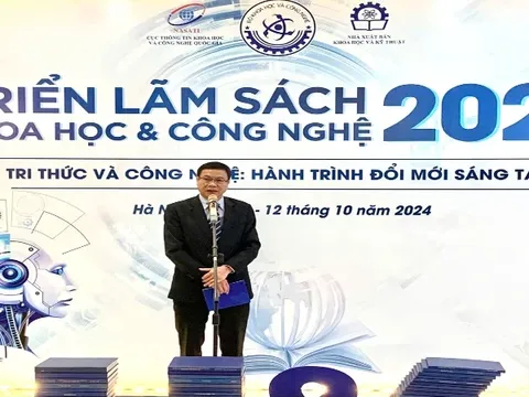 Tìm hiểu hành trình đổi mới sáng tạo của đất nước qua những trang sách khoa học