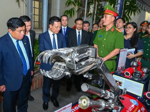 Hàng chục thẩm quyền lĩnh vực khoa học công nghệ được giao về địa phương