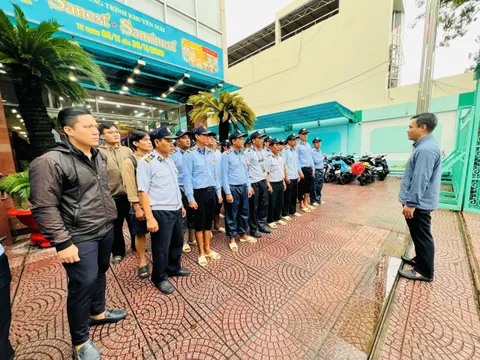 YẾN SÀO KHÁNH HOÀ CỨU TRỢ NGƯỜI DÂN VÙNG NGẬP SÂU