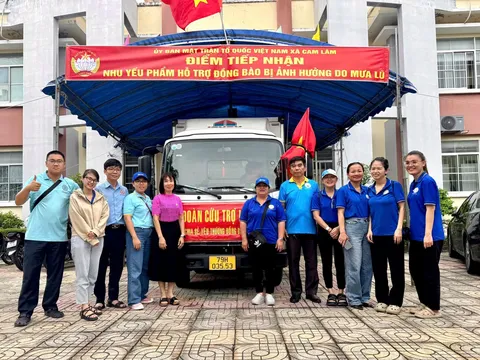 CÔNG TY YẾN SÀO KHÁNH HÒA SẺ CHIA TRONG BÃO LŨ, TIẾP SỨC ĐỒNG BÀO VƯỢT QUA GIAN KHÓ