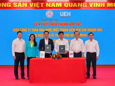 YẾN SÀO KHÁNH HÒA KÝ KẾT HỢP TÁC CHIẾN LƯỢC VỚI ĐẠI HỌC KINH TẾ TP. HỒ CHÍ MINH