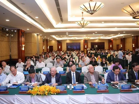 Tìm giải pháp nâng cao năng lực cạnh tranh của doanh nghiệp Việt Nam trong kỷ nguyên mới