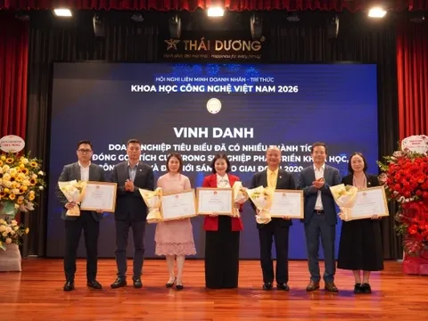 Nhiều cá nhân, doanh nghiệp VST tiêu biểu nhận Bằng khen của Bộ trưởng KH&CN