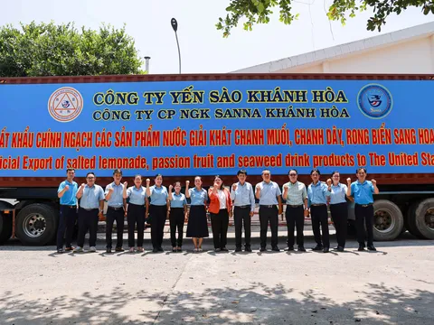 SANNA KHÁNH HÒA XUẤT KHẨU THÀNH CÔNG LÔ HÀNG NƯỚC GIẢI KHÁT ĐẦU TIÊN SANG HOA KỲ