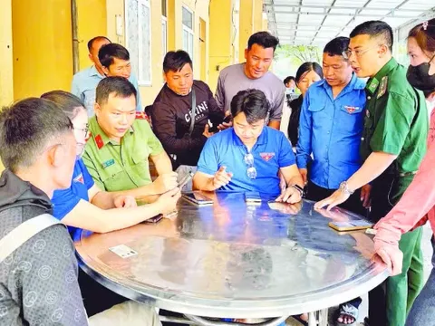 Đồng hành chuyển đổi số nơi biên giới