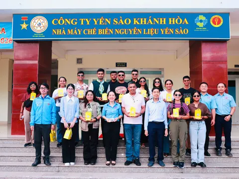 THAM QUAN NHÀ MÁY CHẾ BIẾN YẾN SÀO CHẤT LƯỢNG QUỐC TẾ