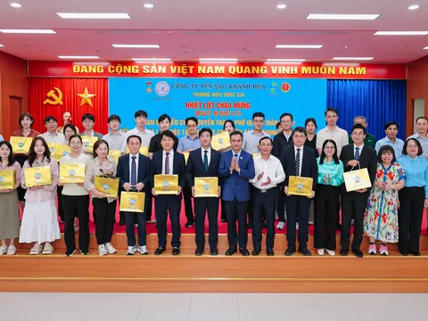 ĐOÀN ĐẠI BIỂU THÀNH PHỐ ULSAN (HÀN QUỐC) THĂM VÀ LÀM VIỆC TẠI NHÀ MÁY CHẾ BIẾN NGUYÊN LIỆU YẾN SÀO SANVINEST KHÁNH HÒA
